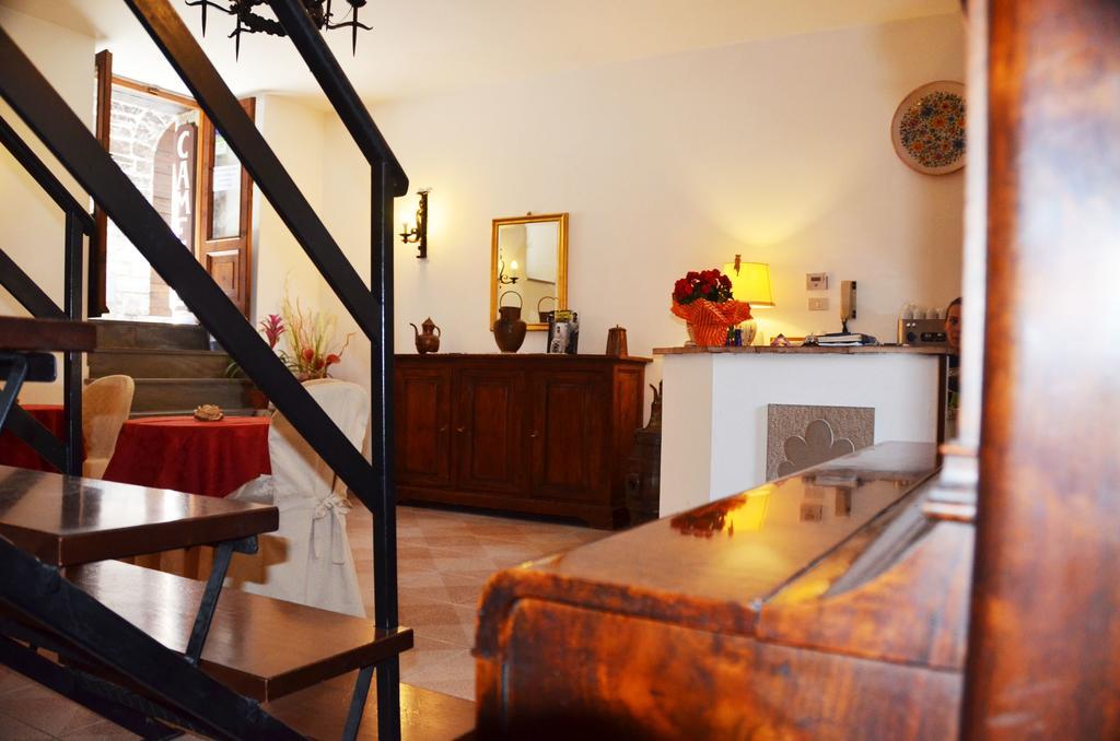 グッビオ Residenza Di Via Piccardi Bed & Breakfast エクステリア 写真